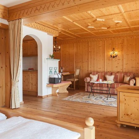 Hotel Laerchenhof Natur Seefeld in Tirol Eksteriør bilde